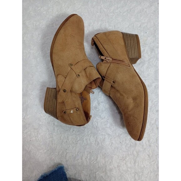 Makalu Women’s Elvie Tan Faux Leather Heeled Ankle  Boots Size 7.5M - Picture 7 of 8